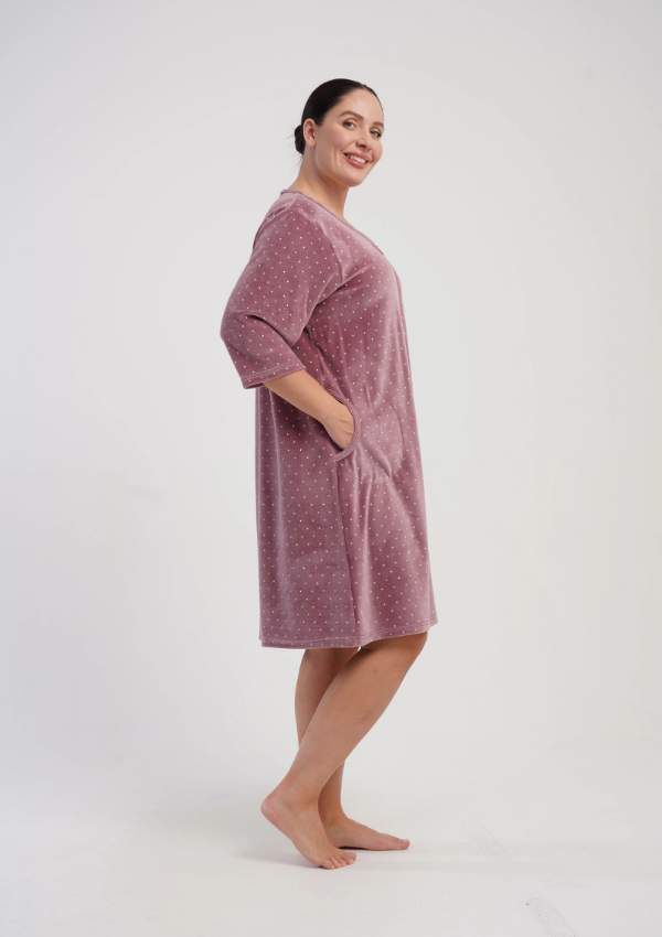 Szlafrok damski Vienetta Velvet Comfort, Różowy, r. 1XL-4XL