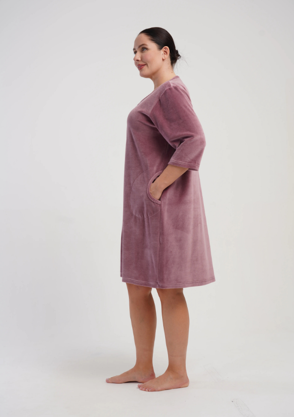 Szlafrok damski Vienetta Velvet Comfort, Różowy, r. 1XL-4XL