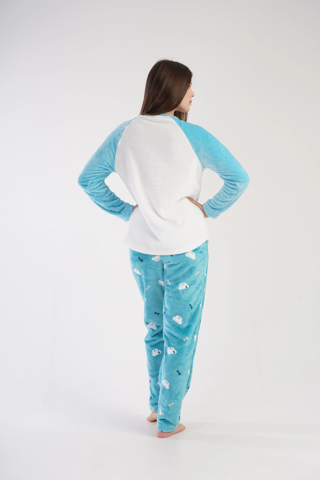 Piżama Damska Softowa Vienetta Fluffy Dreamwear Blue, biało-niebieska, r. S-XL