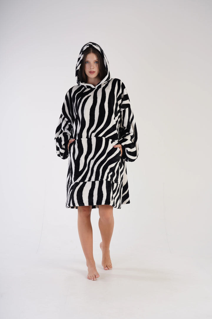 KOCOBLUZA softowa Vienetta Cozy Zebra, czarno-biała, Onesize