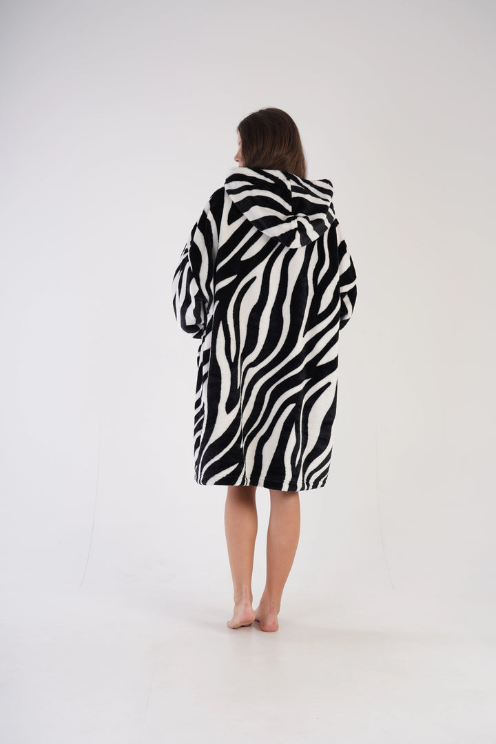 KOCOBLUZA softowa Vienetta Cozy Zebra, czarno-biała, Onesize
