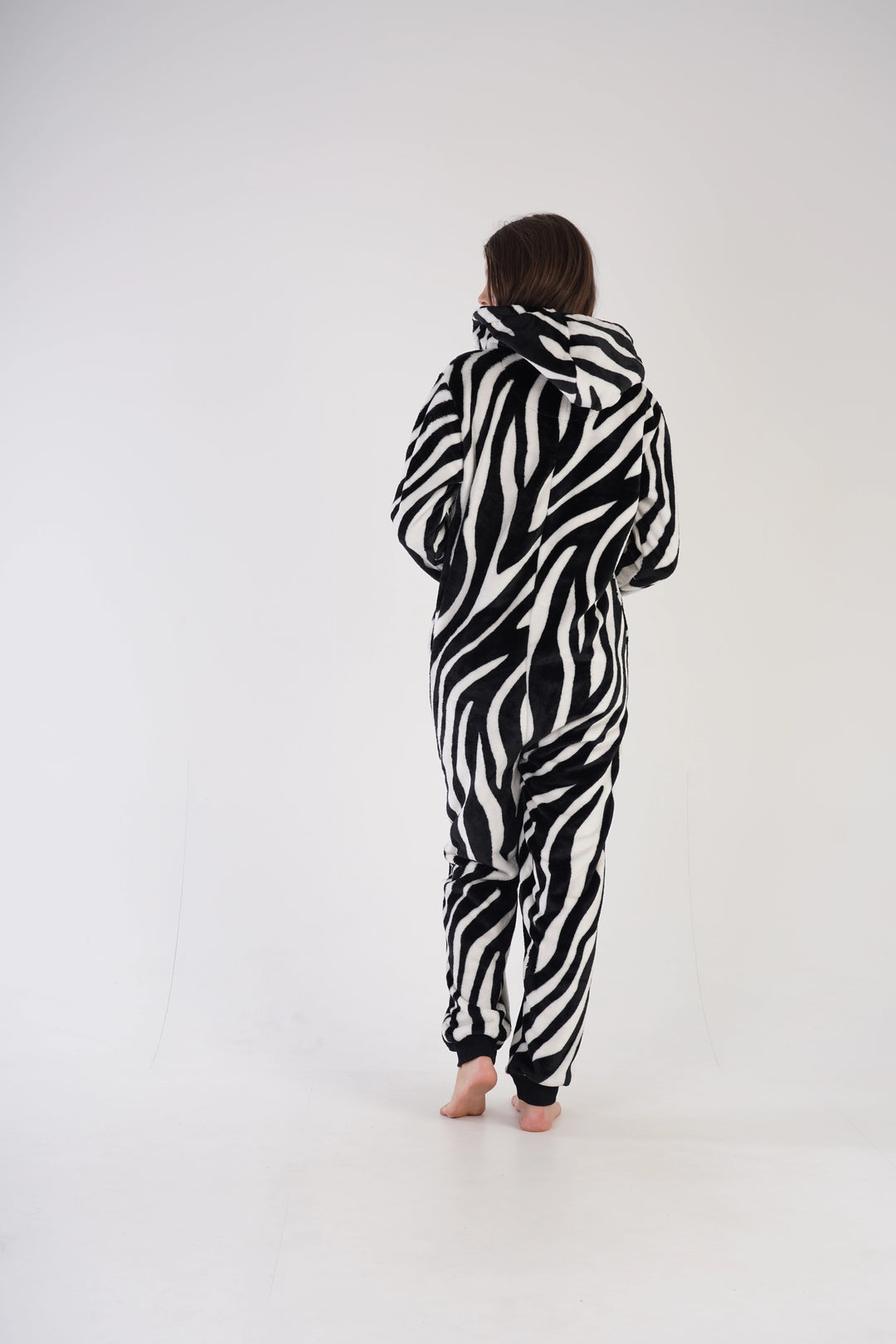 Kombinezon damski Vienetta Comfy Zebra, czarno-biały, r. S-XL