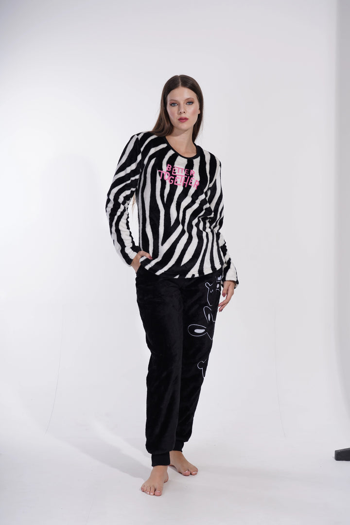 Piżama Damska Softowa Vienetta Zebra Dreaming, czarno-biała, r. S-XL