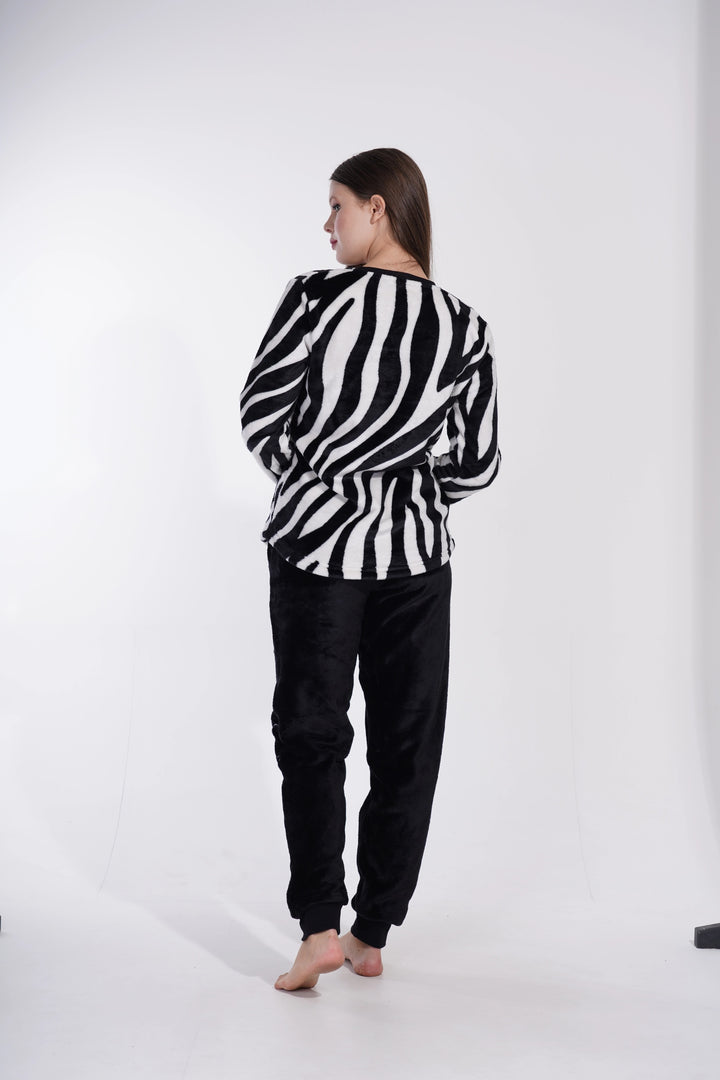 Piżama Damska Softowa Vienetta Zebra Dreaming, czarno-biała, r. S-XL