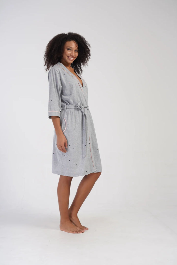 Szlafrok damski Vienetta Black Stars, Szary, r. 1XL - 4XL