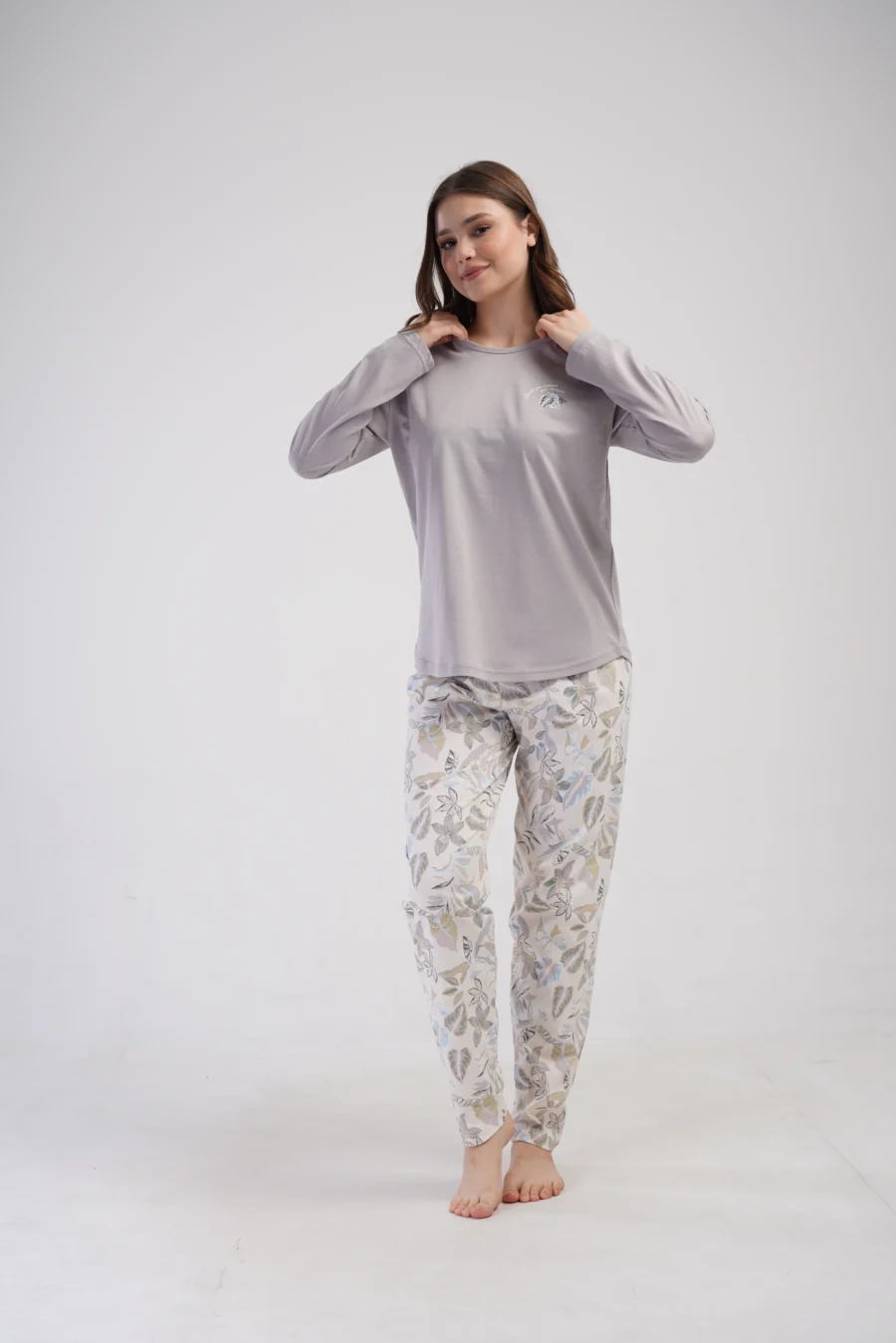 Piżama Damska Vienetta Leaf Forever, Szary, r. 1XL-4XL - obrazek 2