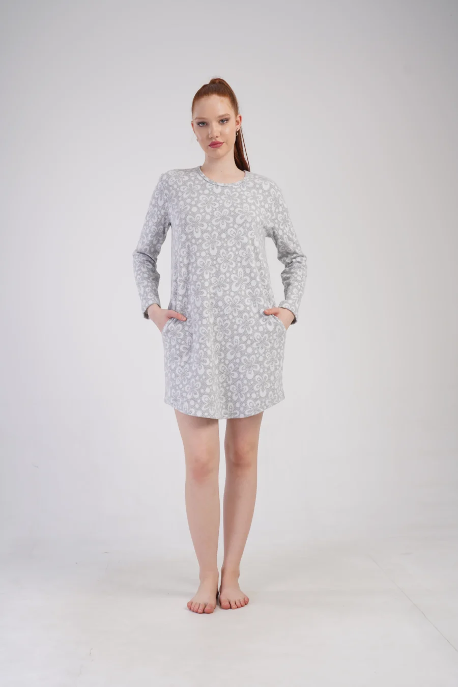 Koszula Nocna Damska Interlock Vienetta, Floral Warmth, Szary, r. M - XXL