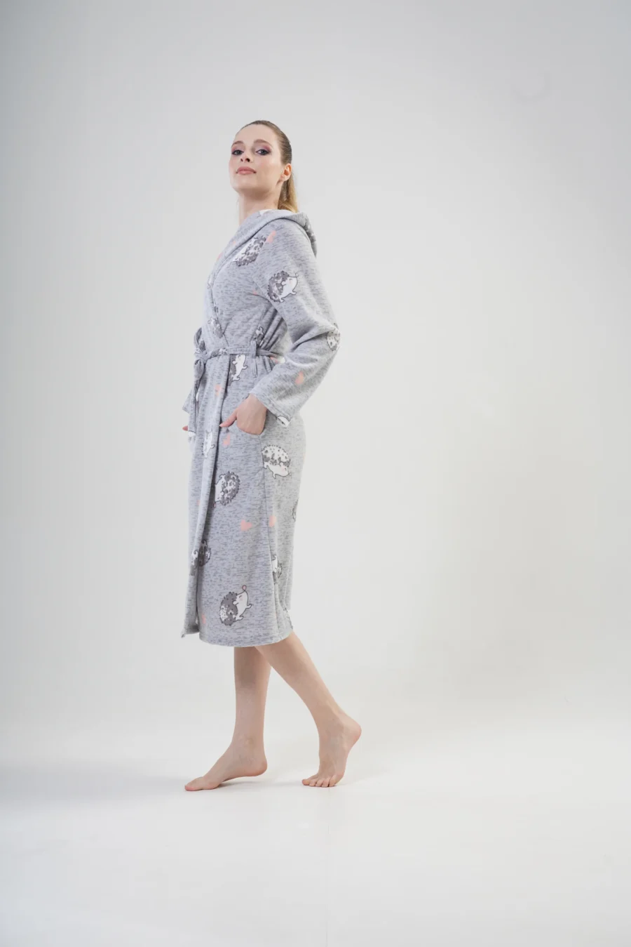 Szlafrok damski polarowy Vienetta, Hedgehog Robe, Szary, r. S-XL - obrazek 2