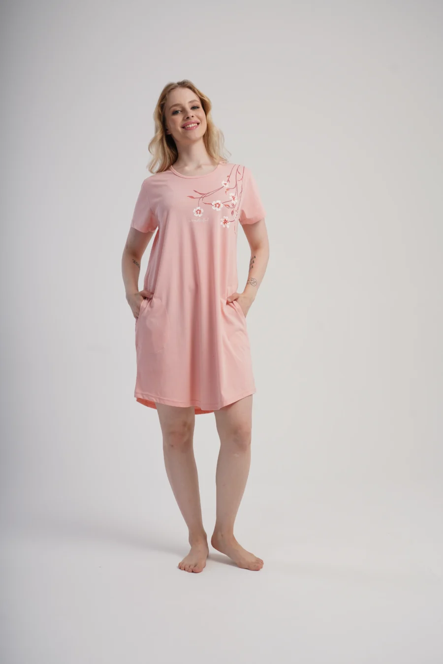 Koszula Nocna Vienetta Floral Comfort, Brzoskwiniowy, r. 1XL - 4XL - obrazek 2