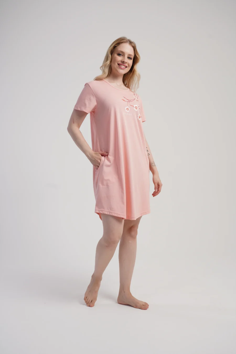 Koszula Nocna Vienetta Floral Comfort, Brzoskwiniowy, r. 1XL - 4XL - obrazek 3