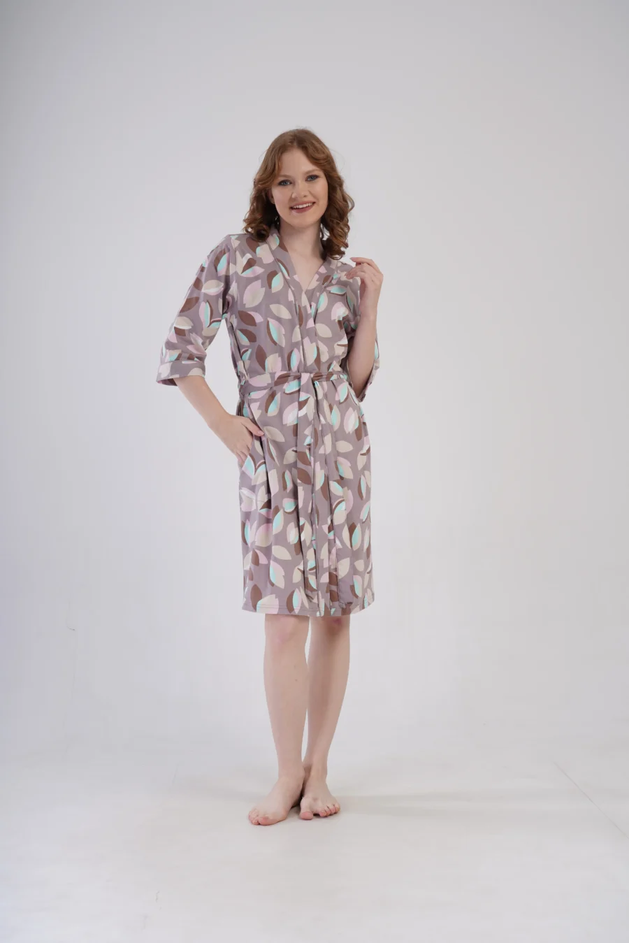 Szlafrok damski Vienetta Pastel Leaves, Beżowy, r. 1XL - 4XL - obrazek 2